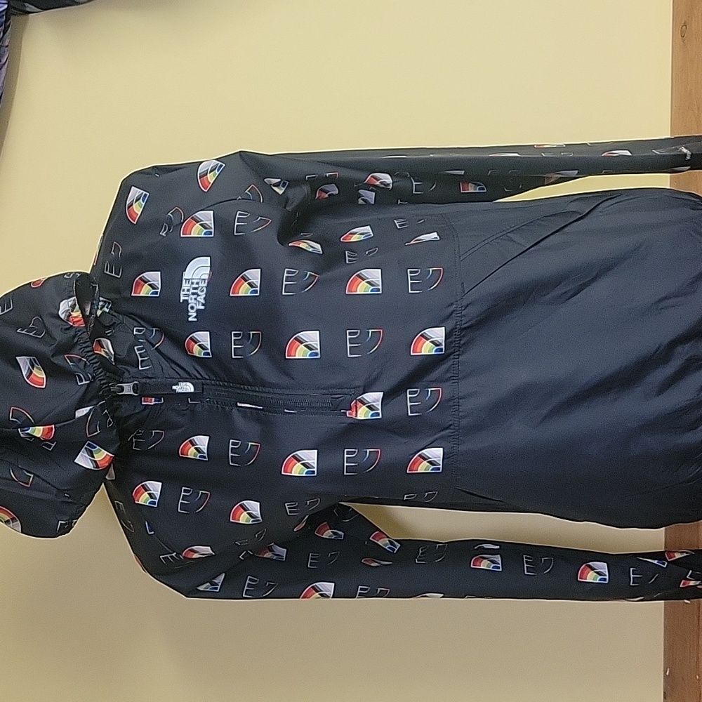 The North Face lite jacket youth large